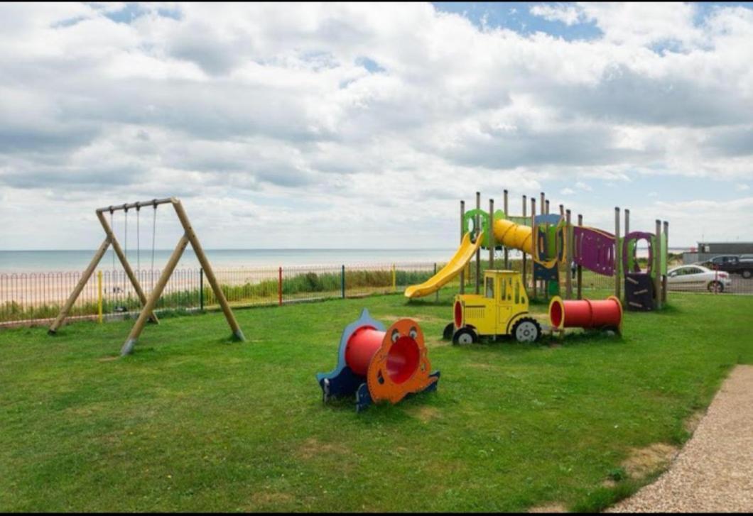 Savannah-By-The-Sea Bridlington Exteriör bild