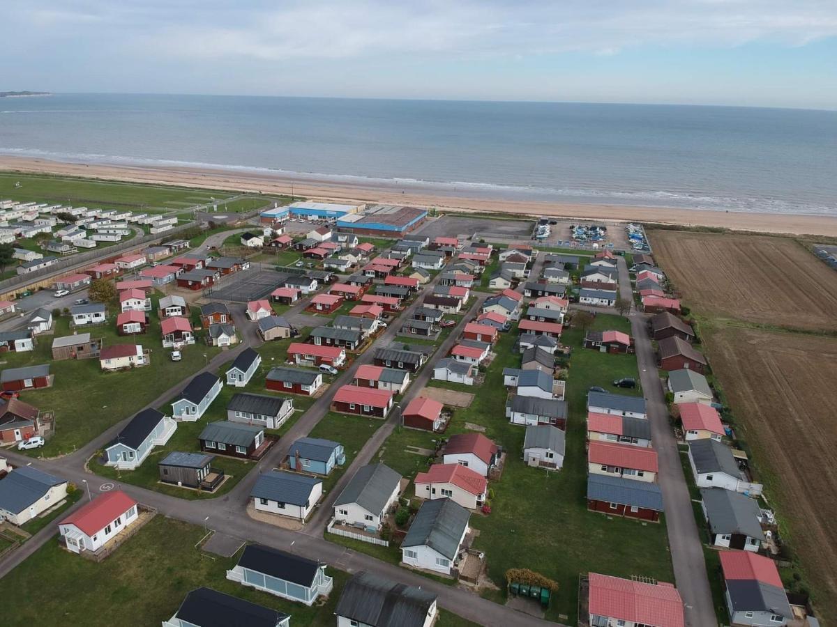 Savannah-By-The-Sea Bridlington Exteriör bild